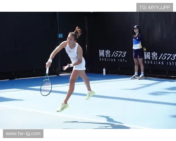 澳网百胜德约破纪录斯瓦评袁悦